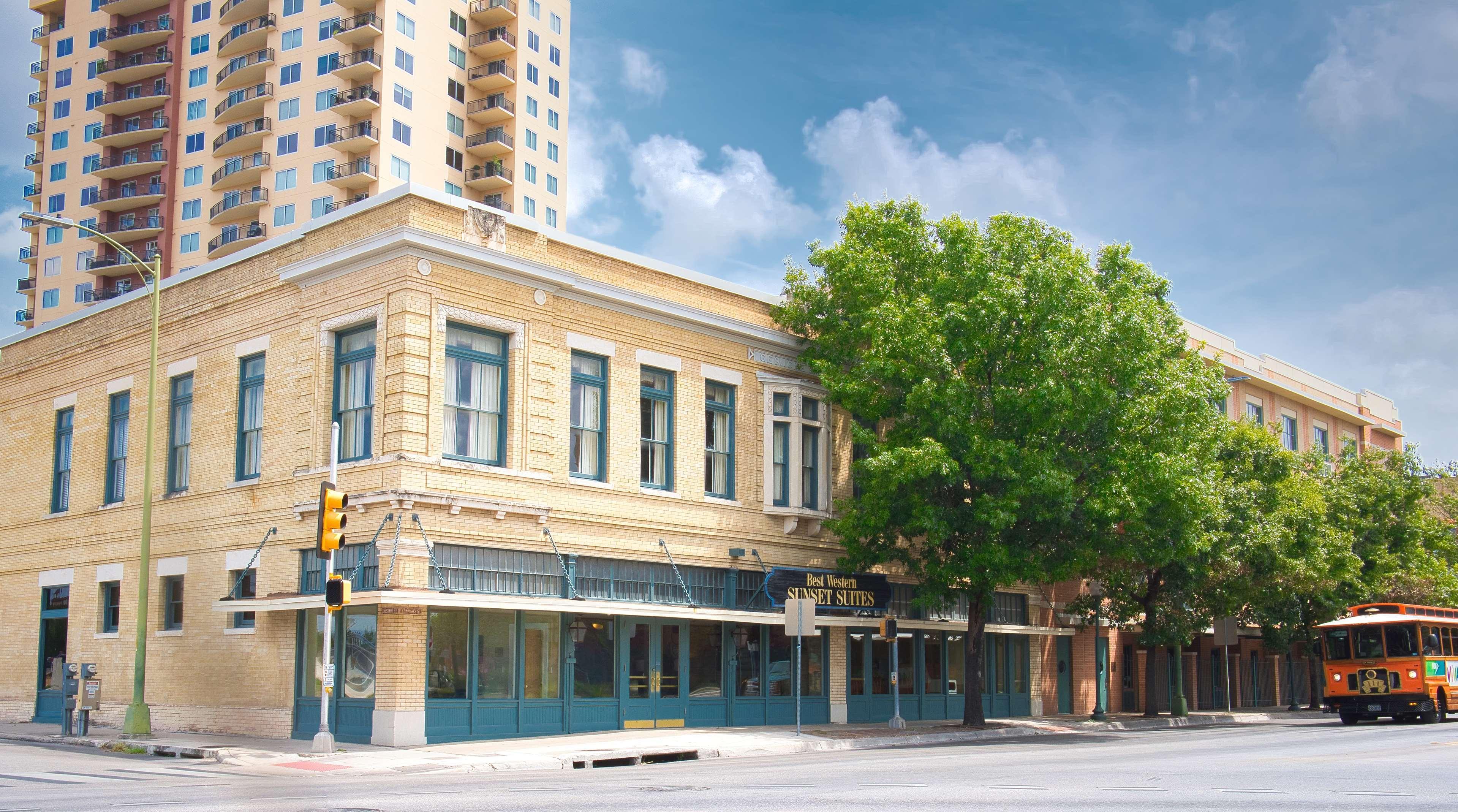 Best Western Plus Sunset Suites Riverwalk San Antonio Exterior foto