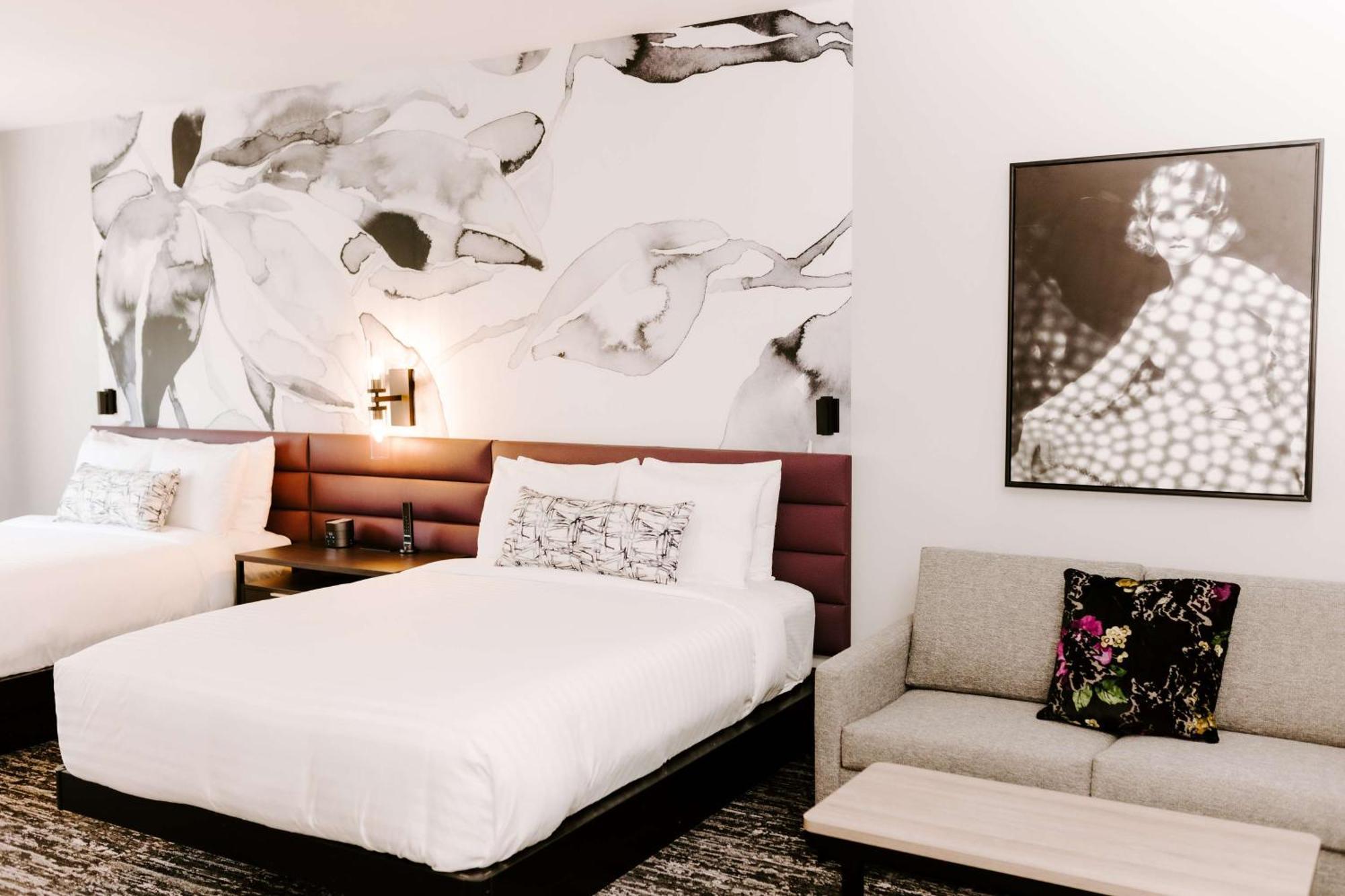 Best Western Plus Sunset Suites Riverwalk San Antonio Exterior foto